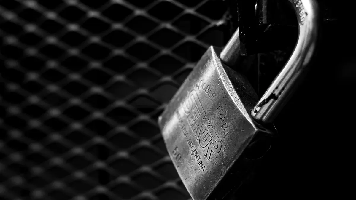 ZIZIP's Take on Airtight Zippers in High Pressure Environments