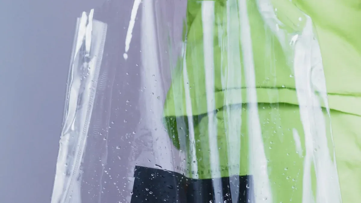 Waterproof Zippers for Dry Bags & Cooler Bags: How to Choose TPU vs PU for Long-Term Sealing